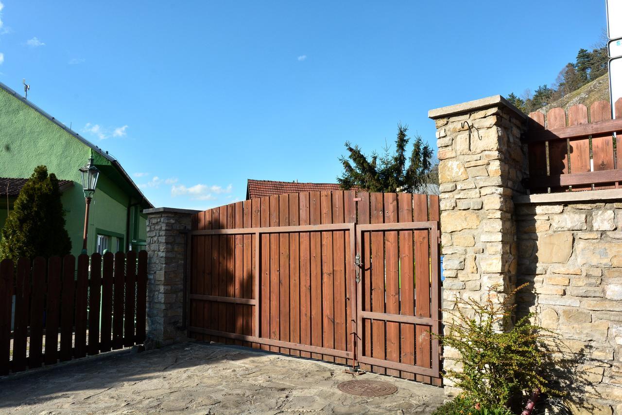 Penzion v Podhradí Štramberk Esterno foto